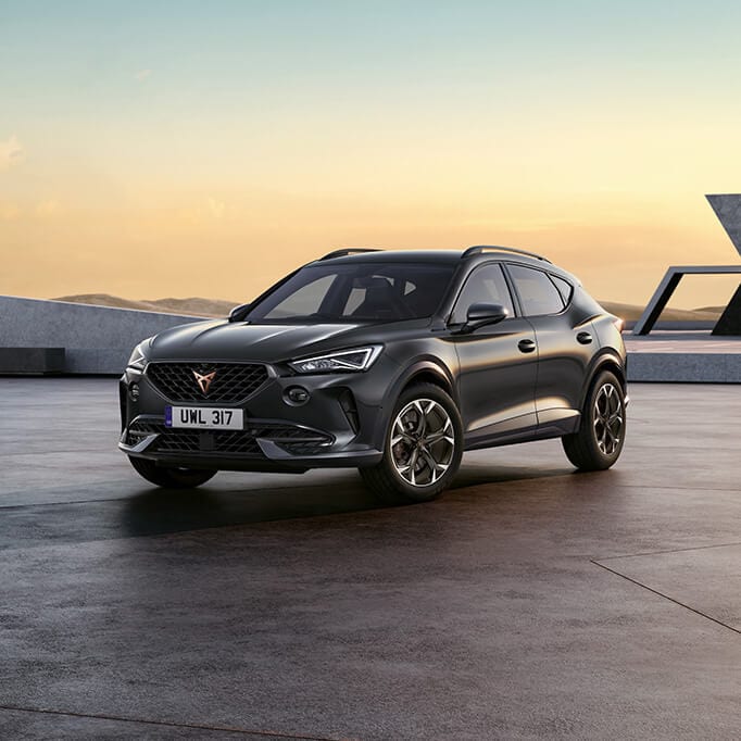 Side view of the CUPRA Formentor