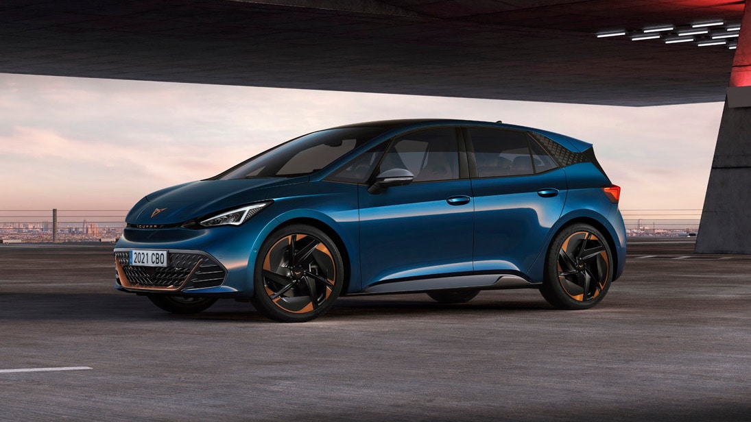 CUPRA Born VZ elektryczne auto miejskie