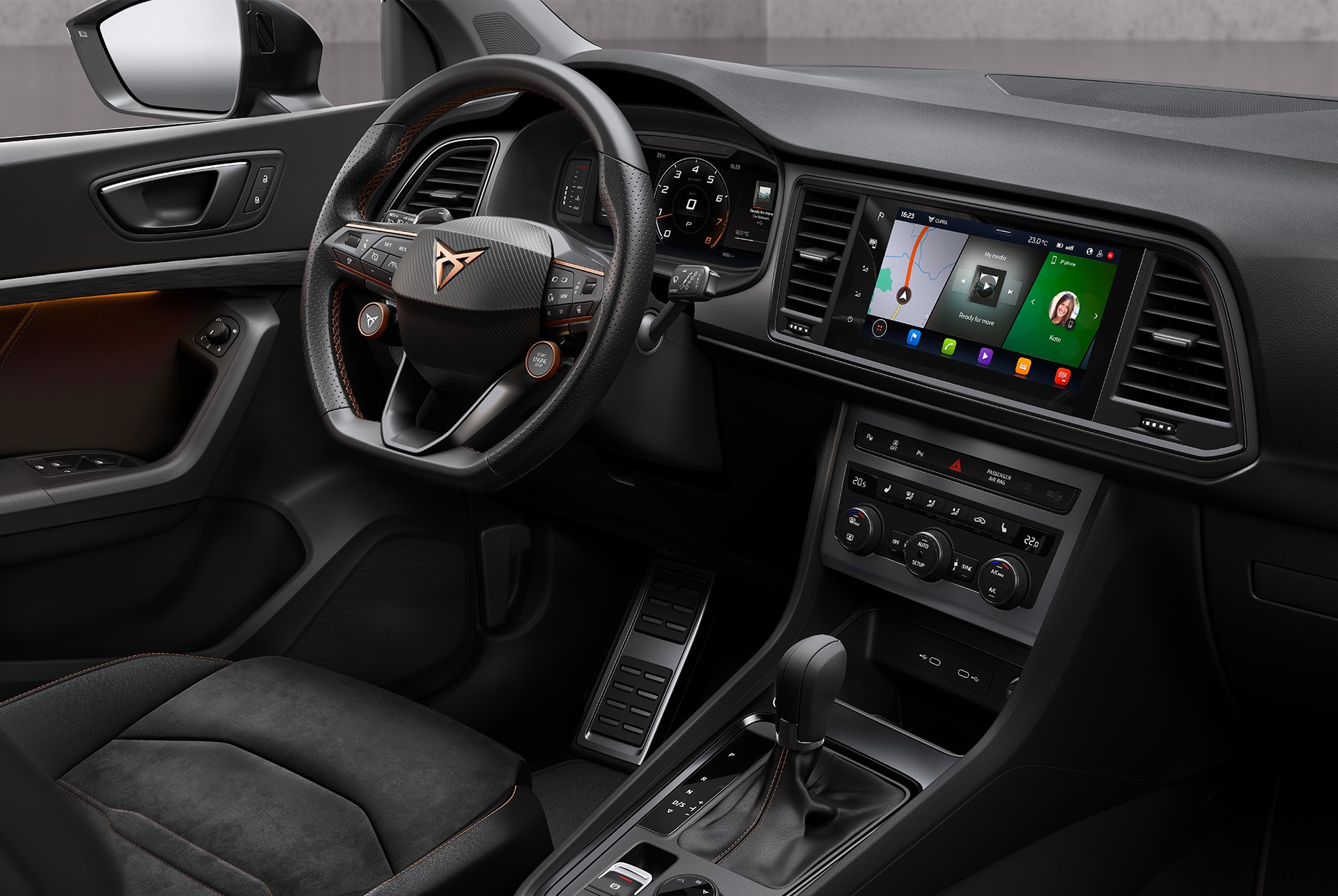 Interior view of the CUPRA Ateca highlighting the driver-focused technology, with a cabin designed specifically to meet the needs of the driver.