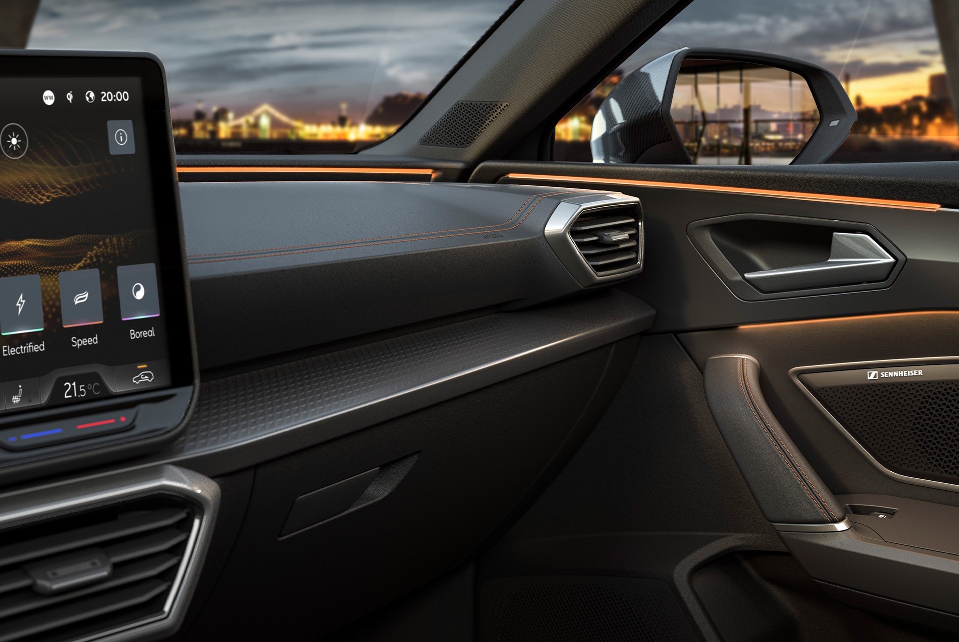 Cupra Leon edge equipment upgrade technology, ambient lighting and infotainment system. Keyless advanced, anti-theft system and a rear view camera.